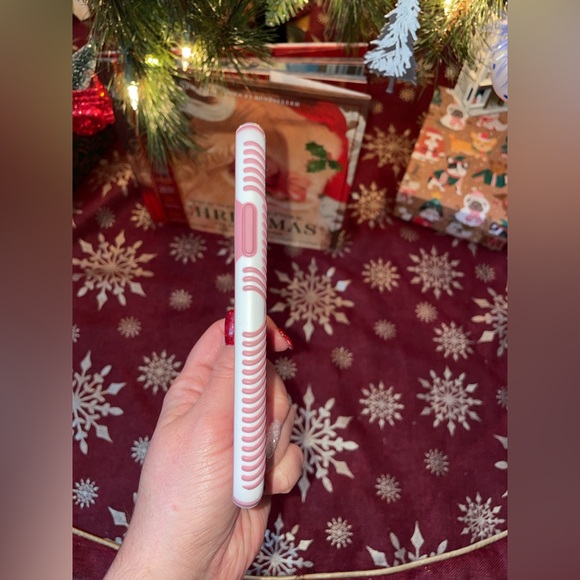 Speck Presidio IPhone X Case - Picture 4 of 7